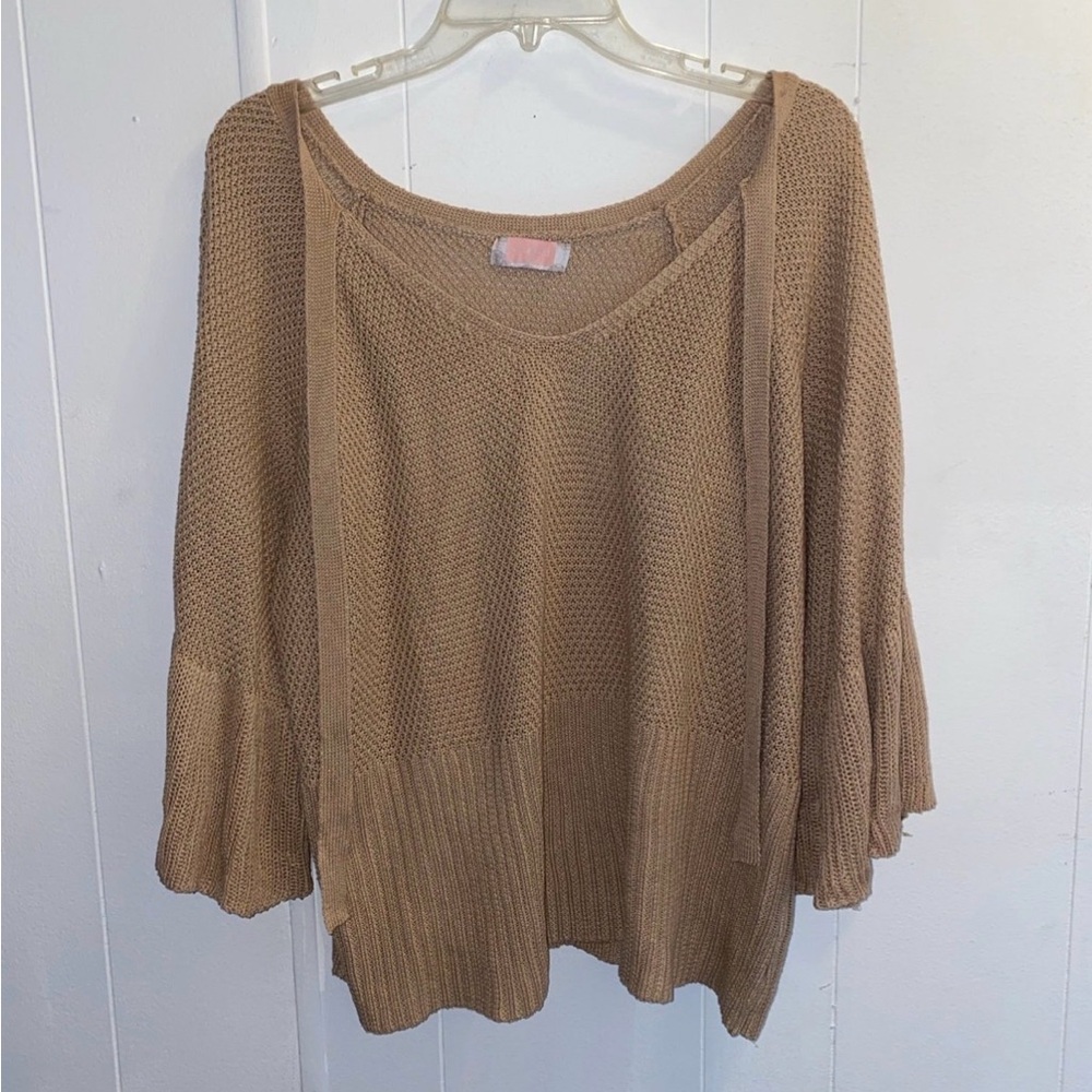 Womens Relaxed Knit Sweater in Camel